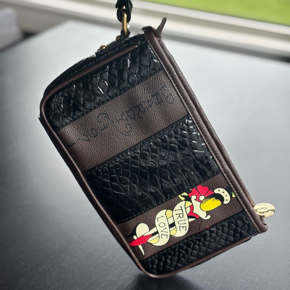 Black and Brown vintage Y2K Ed Hardy wristlet with True Love Design vintage NWOT